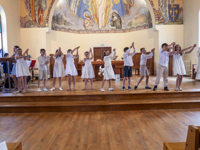 2024 1e communion 11h (36)