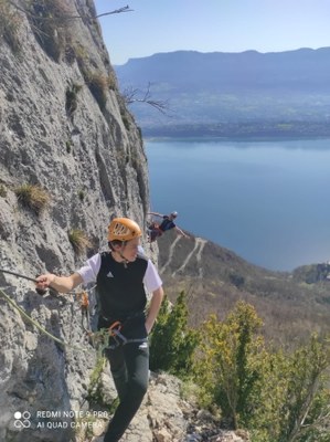 Montagne 2e_via-ferrata_rocher-du-cornillon_2021 (1).jpg