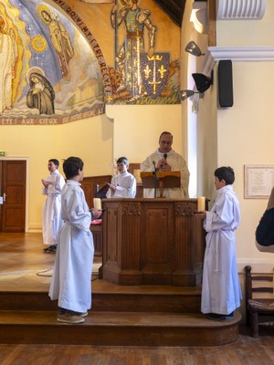 2024.03.28 Jeudi Saint Messe College (12) (768x1024)