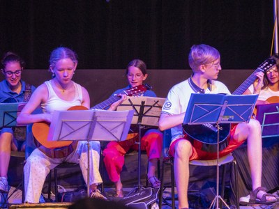 spectacle eveil musical et classe guitare_20230623 (19).jpg