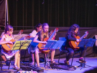 spectacle eveil musical et classe guitare_20230623 (21).jpg