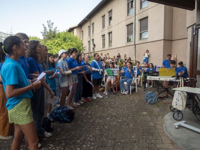 Orchestre spectacle fin annee EHPAD 20230620 (17)